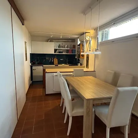Apartman Small Penthouse With A Terrace Firenze