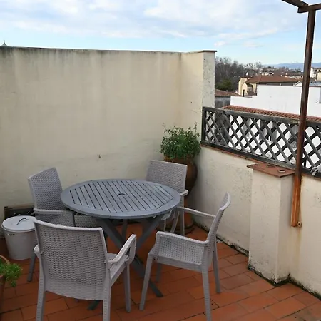 Small Penthouse With A Terrace 피렌체